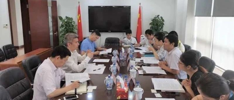 长宁区与东华大学召开区校合作座谈会