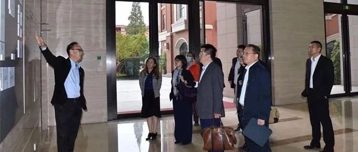[动态]郭术廷副局长带队赴上海理工大学调研