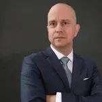 康宁杰瑞任命前默克中国研发中心负责人为首席医学官