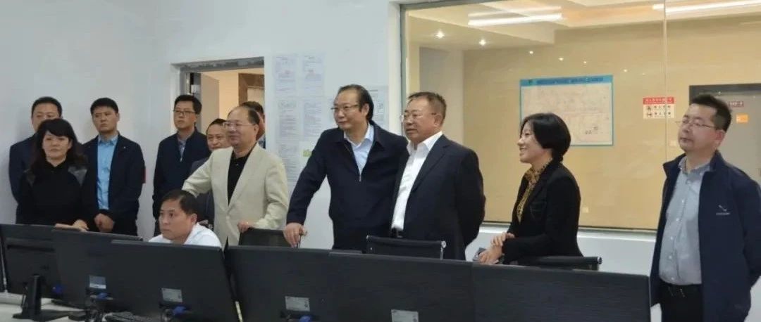 中国农发集团董事、总经理、党委副书记万军一行到成都厂考察调研指导工作