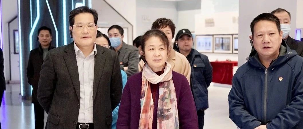 市委组织部副部长、老干部局局长应敏扬一行赴开发区考察
