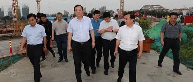 市政协主席团视察市卫健委“四办”重点提案办理情况