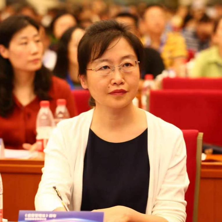 杨悦.png