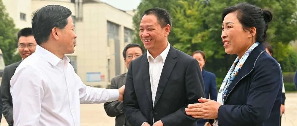 把产品质量放在第一位——省市场监督管理局章根明局长实地调研寿仙谷