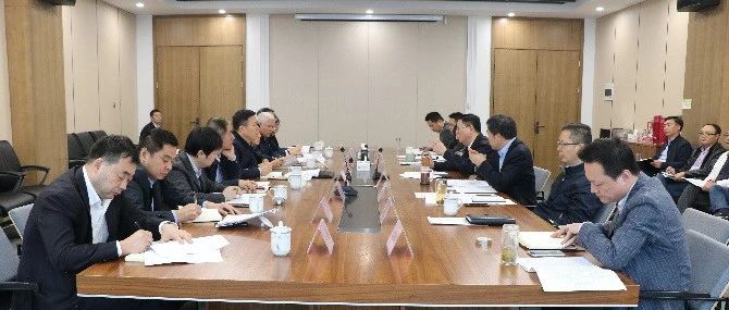 省人力社保厅副厅长葛平安一行来我市调研