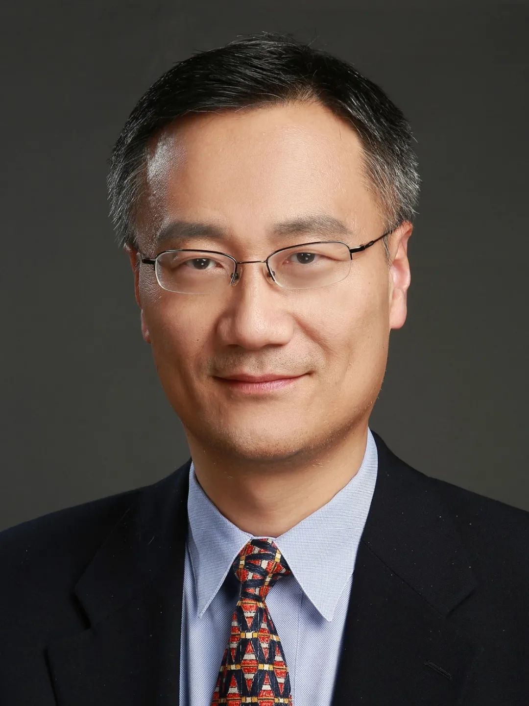 袁斌.jpg
