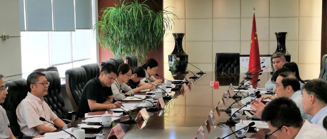 长宁区与东华大学深化对接区校合作事宜