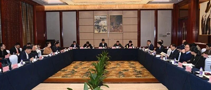 杨勇勉励上汽大众宁波分公司新一届党委：为建设沪浙高水平合作引领区贡献党建力量