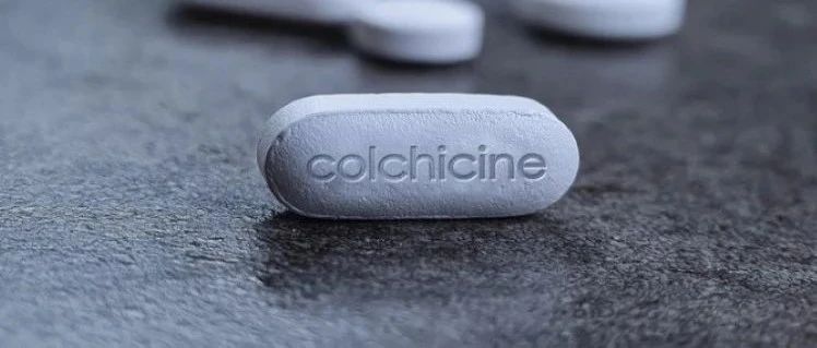 前沿｜加拿大科学家发现秋水仙碱是新冠救命药？一文读懂该研究