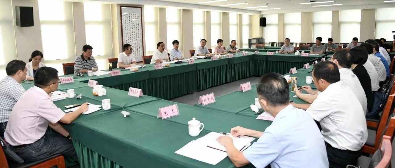 马明龙在调研市工商联和市侨联时强调：围绕中心服务大局凝聚力量 发挥优势搭建平台激发活力
