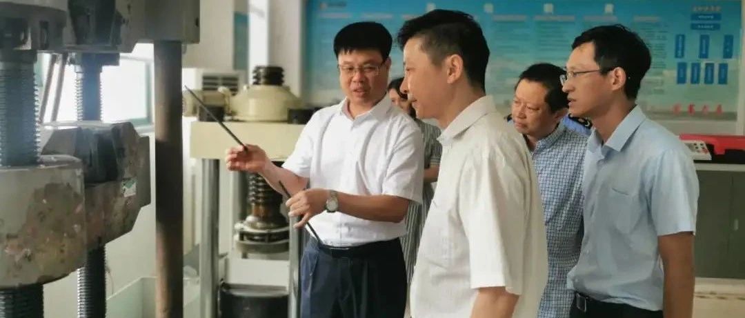 区市场监管局党组书记、局长陆峰带队调研新浜镇企业