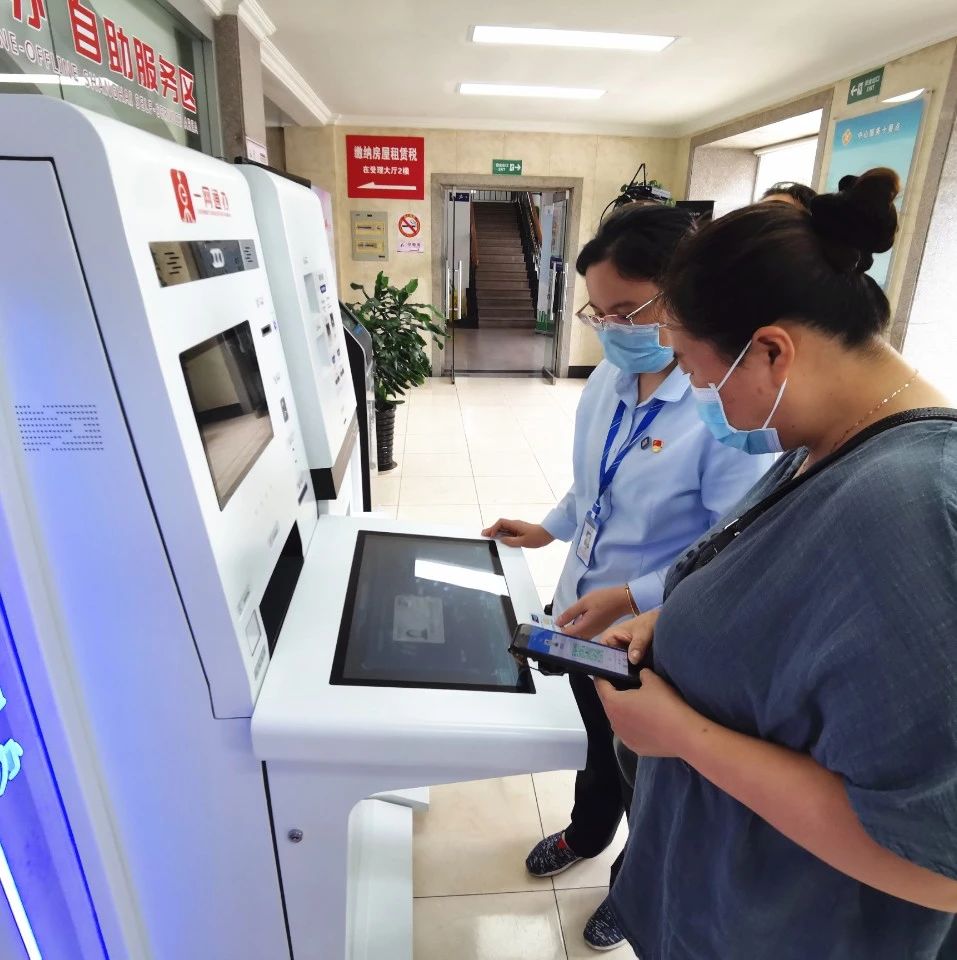 “一网通办”自助终端机入驻12个社区事务受理中心，可办理51个事项