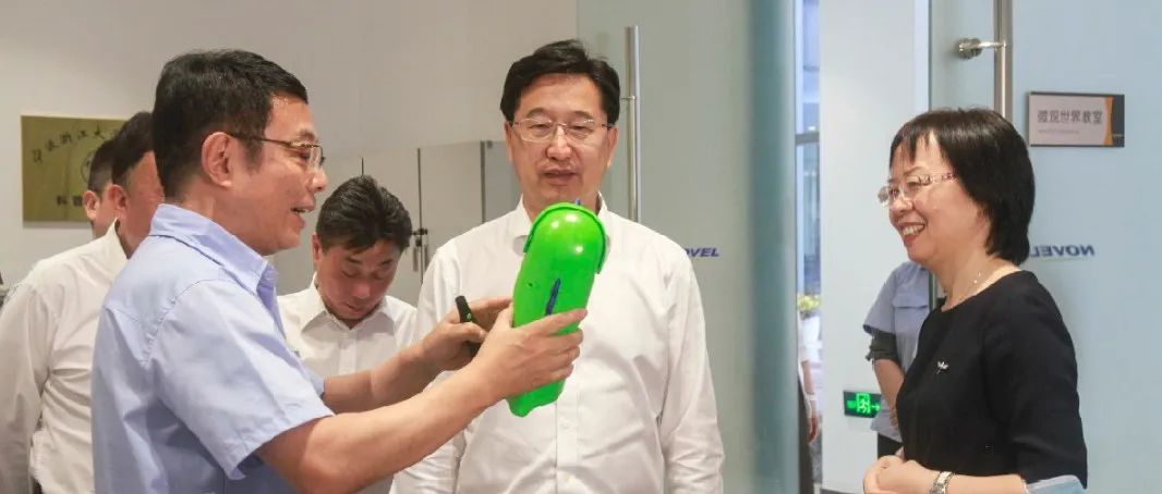 省委常委、常务副省长陈金彪来我区调研