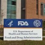 FDA批准Moderna、辉瑞/BioNTech两款奥密克戎二价mRNA疫苗